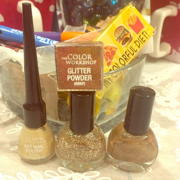 Nelli polish - Picture 1 of 1